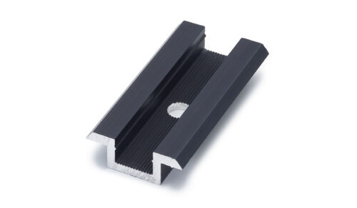 Middle terminals for solar modules - Image 2